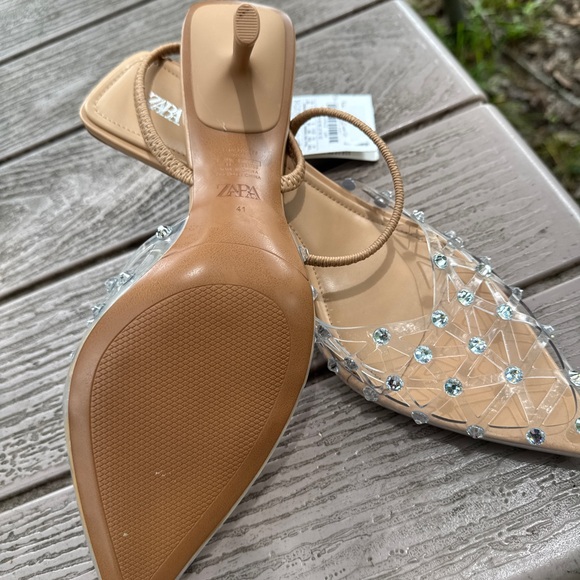 Zara Tan and Cream Heels with Studded Detailing - Picture 2 of 7